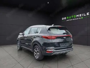 Kia Sportage Vision 4WD CarPl. Autom. SHZ LHZ Klima Bild 3