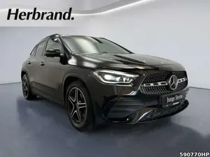 Mercedes-Benz GLA 220 d 4M AMG Line DISTRONIC Memory Multibeam Bild 2
