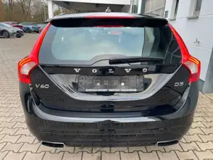 Volvo V60 Kombi D3 Linje Svart/AUT/ESD/2HD/NAVI/KAMERA Bild 5