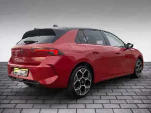 Opel Astra Ultimate Bild 3