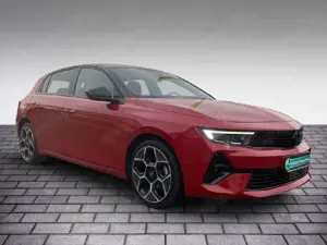 Opel Astra Ultimate Bild 2