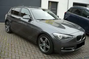 BMW 118 1er Diesel (5-Türer) 118d Sport Line Pdc Tempom