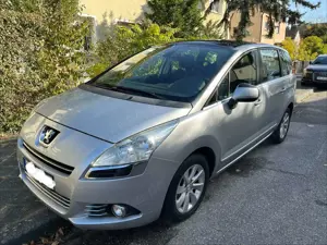 Peugeot 5008 5008 155 THP Family