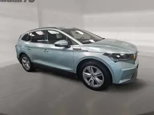 Skoda Enyaq 60 Loft Matrix 360° 4xSHZ ACC AHK Bild 3