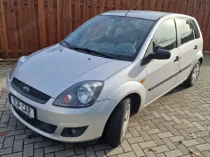 Ford Fiesta Trend Automatik (80Tkm)