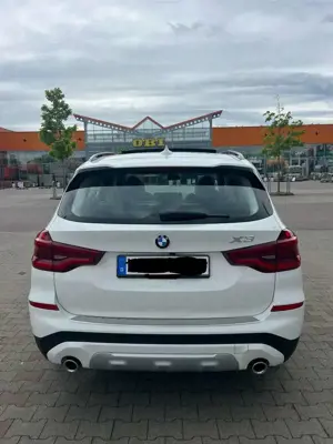 BMW X3 xDrive20d xLine ACC.HUD.AHK.PANO.360KAM.NAVIPROF Bild 2