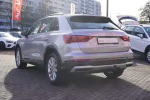 Audi Q3 35 1.5 TFSI advanced S-Tronic LED Kamera AHK Bild 4