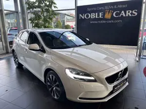 Volvo V40 Linje Svart LED NAV SHZ PDC RFK ALU