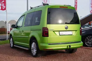Volkswagen Caddy 2.0 TDI Highline Bi-Xenon Navi ACC Kamera Bild 3