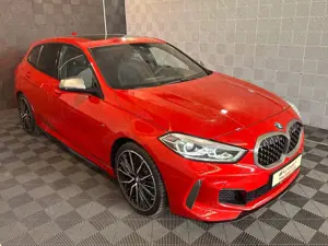 BMW 135 i Lim. xDr.*SHADOW LINE*LED-PANO-ACC-HK-PDC