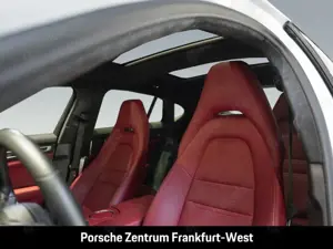 Porsche Panamera GTS HA-Lenkung Head-Up LED-Matrix BOSE Bild 5