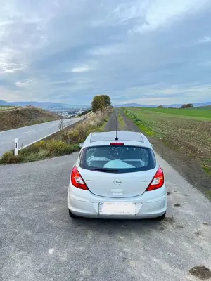 Opel Corsa Cosmo Bild 3