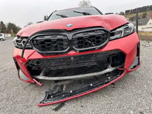 BMW 340 3 Touring M340 i xDrive UNFALLFAHRZEUG Bild 2