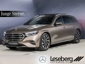Mercedes-Benz E 220 E 220 d T Exclusive DIG.LIGHT/AHK/Pano/Distronic