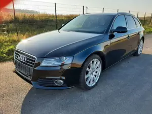 Audi A4 Avant 2.0 TFSI Quattro S - Line, PDC,Leder,
