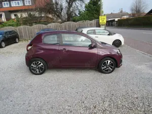 Peugeot 108 Allure Tempomat Alu Klimaautomatik Touchscreen Bild 4