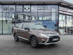 Mitsubishi Outlander 2.0 °AHK°SHZ°AAC°NSW°Tempomat° Bild 2