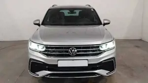 Volkswagen Tiguan R-Line 4M IQ-MATRIX/VIRTUAL/ACC/AHK/