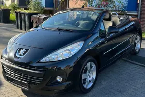 Peugeot 207 CC Premium *PDC-KLIMA-SHZ-TÜV NEU*