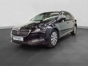 Skoda Superb Combi 2.0 TDI DSG STYLE MATRIX NAVI VIRTU Bild 2