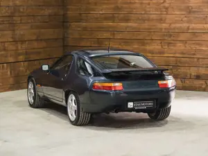 Porsche 928 928 GT HANDSCHALTER*H-ZULASSUNG*BRD*TÜV NEU Bild 4