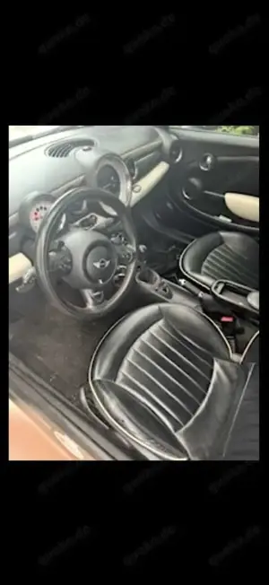 MINI Cooper SD Cabrio Aut. Highgate Bild 3