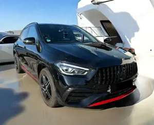 Mercedes-Benz GLA 200 GLA 200 4Matic*all black Edition*ILS*AMG line*AHK