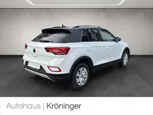 Volkswagen T-Roc 1.5 TSI DSG Style AHK Navi ACC SHZ Bild 2
