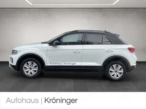 Volkswagen T-Roc 1.5 TSI DSG Style AHK Navi ACC SHZ Bild 3