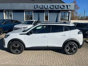 Peugeot 2008 2008 Allure Hybrid 145 +Navi+SHZ+GripCtrl.+360° Bild 5