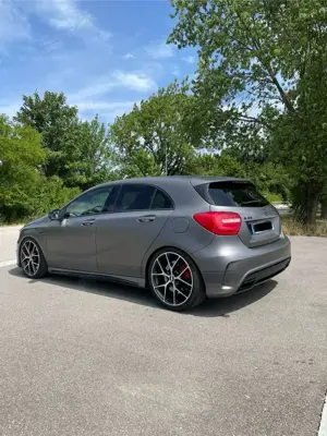 Mercedes-Benz A 45 AMG 4Matic Speedshift 7G-DCT Bild 5