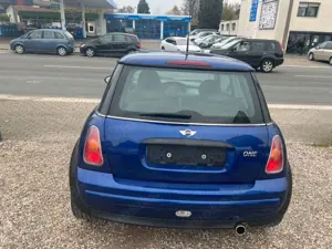 MINI One Mini One*TÜV NEU*KLIMA*SEHR SAUBER* Bild 3