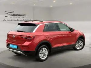Volkswagen T-Roc 1.5 TSI DSG Life ACC LED Navi Standh. PDC Bild 5