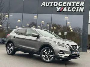 Nissan Qashqai 1.3 DIG-T DCT N-CONNECTA 2.H/NAVI/PANO