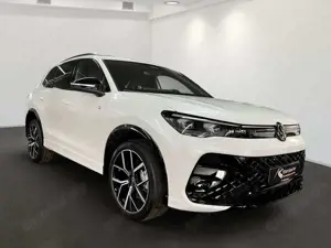 Volkswagen Tiguan 2.0 TDI R-Line 4Motioln DSG AHK Navi Bild 3