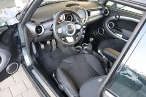 MINI Cooper S 2.Hand/voll Scheckheft/Steuerkette neu Bild 4
