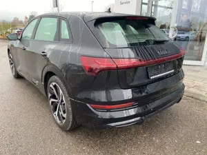 Audi e-tron 50 quattro S-Line 21"+OPTIKSCHWARZ+ASSIST Bild 3