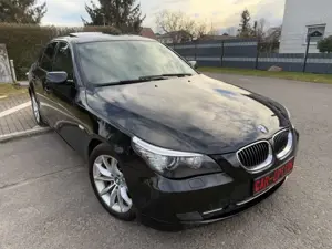 BMW 550 i Limousine/ Head- Up/ Soft- Close/ Glasdach Bild 2