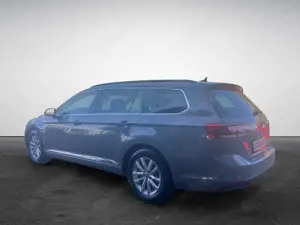 Volkswagen Passat Variant 2.0 TDI DSG Business Bild 5