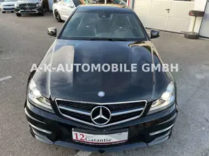 Mercedes-Benz C 63 AMG Coupe Performance*NEUWERTIGER ZUSTAND* Bild 5