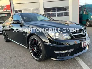 Mercedes-Benz C 63 AMG Coupe Performance*NEUWERTIGER ZUSTAND* Bild 4