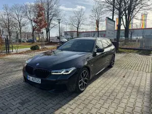 BMW 530 e xD T*Msportp*Head Up*Kamera*Laser*Kardon