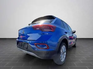 Volkswagen T-Roc Life 1.5 TSI DSG | 17" | ACC | Fahrerassis Bild 2