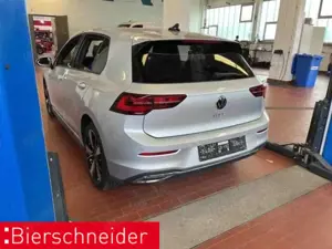 Volkswagen Golf GTE 8 1.4 TSI DSG GTE AHK MATRIX HuD CAM 18 Bild 2