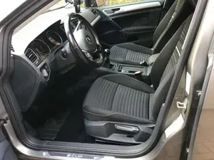 Volkswagen Golf Variant Golf Variant 1.6 TDI BlueMotion Cup Bild 4