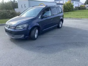 Volkswagen Touran 1,6 TDI. Comfort.7-SITZEN. MOTOR GETRIEBE TOP!!