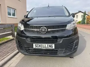 Opel Vivaro Kasten Edition M Spannstangen +3Sitzer
