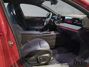 Volkswagen Passat Variant 2,0 TDI DSG R-Line Black Style AHK+TRAVEL Bild 4