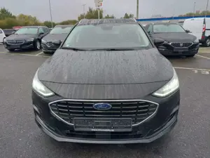 Ford Focus Turnier 1.5TDCI Titanium X AUTOMATIK*LED* Bild 3
