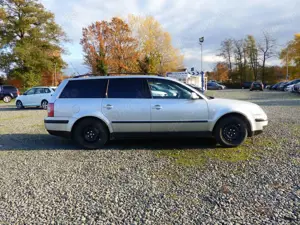 Volkswagen Passat Variant Basis*SHZG*HU/AU*11/2026*8Fach* Bild 5